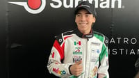 Imagen Piloto lagunero 'Conejo' Cantú gana en F4 Latinoamérica