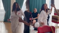 Imagen Salma Hayek impacta en redes bailando salsa