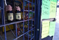 El gobernador Miguel Ángel Riquelme Solís informó que este viernes 26 de mayo se emitirá un Decreto para la prohibición de la venta de bebidas alcohólicas. (ARCHIVO)