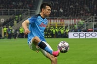 Imagen Medios italianos aseguran que 'Chucky' Lozano ya no jugará en el Napoli