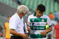 Eduardo Aguirre, atacante de 24 años procedente de Santos Laguna, seleccionado nacional mexicano, está a punto reforzar al Cruz Azul de Ricardo 'Tuca' Ferretti.