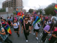 Ayer se realizaó segunda marcha del Orgullo LGBTIQ+ por las calles de Torreón, que de nuevo se llenaron de colores. (EL SIGLO DE TORREÓN)