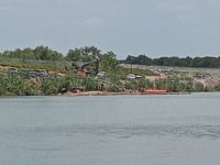 Contemplan que se concluya con la instalación de la barrera marítima en un lapso de dos semanas, informaron autoridades de Texas.