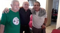 Román Rodríguez, 'Bobby' Cervantes y 'Tavo' Salas, serán reconocidos este sábado debido a su gran trayectoria dentro del pugilismo (ESPECIAL)
