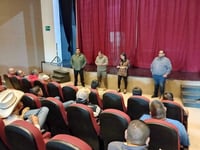 Se reunieron productores de nuez, funcionarios municipales y titulares de las distintas corporaciones policiales. (EL SIGLO DE TORREÓN)