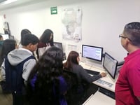 Esto representa un problema, debido a la gran cantidad de llamadas y a veces se satura la línea. (EL SIGLO DE DURANGO)