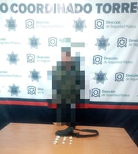 Fue detenido con dosis de cristal en la colonia Villas San Agustín, de Torreón.