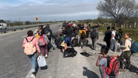 Refiere Comisionada la Atención de Asuntos Bilaterales Coahuila-Texas que las caravanas de migrantes son pequeñas. (EL SIGLO DE TORREÓN)