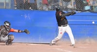 Fieles a su costumbre, los Metaleros atacaron temprano para darle confianza a su pitcher. (RAMÓN SOTOMAYOR)