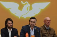 Jorge Álvarez Máynez, denunció ante el Instituto Nacional Electoral (INE) al presidente Andrés Manuel López Obrador, por uso indebido de recursos públicos