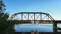 Mantas colgadas en puentes de Culiacán. (REDES SOCIALES)