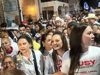 La candidata a diputada local por el Distrito 13 con cabecera en Lerdo, de la coalición Fuerza y Corazón por Lerdo, Susy Torrecillas Salazar. (DIANA GONZÁLEZ)