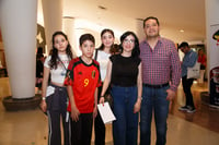 Familia Contreras.