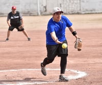 Imagen Viene jornada 12 de la Liga de Softbol de Bola Lenta 'Francisco Ramírez López'