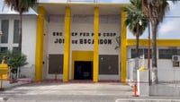 Imagen Hallan granada en entrada de Preparatoria José de Escandón en Reynosa