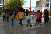 Coordinación de Bibliotecas Públicas en el Municipio de Lerdo acudió a la Escuela Primaria Felícitas Cordero con actividades lúdicas. 
(DIANA GONZÁLEZ)