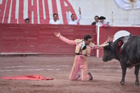 Desde la Plaza de Toros Alberto Balderas de Ciudad Lerdo, el matador Juan Pablo Sánchez tuvo espectáculo triunfal al cortar tres orejas durante la tarde del sábado 04 de mayo del 2024. (Fotografías: Ramón Sotomayor)