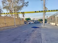 Homicidios Conductor de tráiler arrolla a empleada de supermercado en Torreón