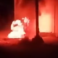 Imagen Cable de luz provoca incendio en Gómez Palacio