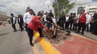 Imagen Destacan Esteban Villegas y Leticia Herrera reforestación del bulevar Carlos Herrera Araluce