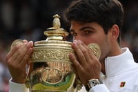 Imagen Carlos Alcaraz vence a Novak Djokovic en la final de Wimbledon
