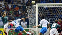 Imagen Borgetti y Buffon se rencontrarán después de aquel gol de hace 22 años