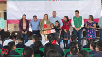 Imagen Con entrega de útiles escolares y libros, inicia ciclo escolar en La Laguna de Coahuila