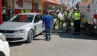 Imagen Rompen vidrio de vehículo estacionado para sacar a niño de 5 años que acabó encerrado