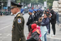 Desfile Cívico Militar en la Ciudad de México. (AGENCIAS)