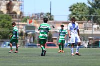 Con la Academia de futbol, la empresa promueve el ejercicio, la convivencia familiar y la vivencia de valores como la disciplina. (EL SIGLO DE TORREÓN)