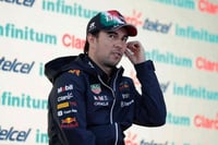 Imagen Checo Pérez termina con los rumores y desmiente que se irá de Red Bull