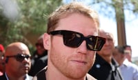 Imagen Saúl 'Canelo' Álvarez recibe inesperada propuesta de un aficionado