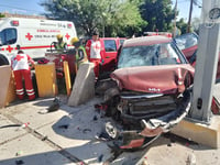 Imagen Accidente vial deja dos lesionados en Comonfort y Corregidora de Torreón