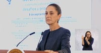 Imagen Sheinbaum presenta una reforma para dar seguridad social a repartidores de aplicaciones