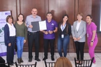 Imagen Realizan conferencia en Congreso de Coahuila sobre nutrición y prevención del cáncer de mama