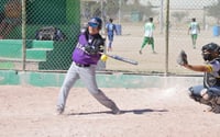 Imagen Duelazos en la Liga de Softbol Industrial y Comercial