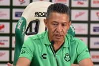 Imagen Club Santos Laguna: Ignacio Ambriz deja de ser técnico de los Guerreros oficialmente