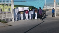 Imagen Se manifiestan alumnos de la Facultad de Medicina de la Universidad de Durango en Saltillo