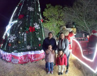 Imagen Invitan al encendido navideño en Lerdo este viernes