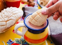 Pan de azúcar y atole. 