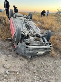 Imagen Joven embarazada resulta lesionada tras volcadura en Gómez Palacio