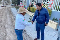 Imagen Alcalde supervisa pavimentación y sistemas en ejido La Luz