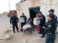 Imagen Policía Civil de Coahuila entrega apoyos a personas con discapacidad del ejido Granada