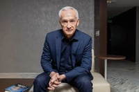 Siglo Nuevo Jorge Ramos y el obligado derecho a preguntar