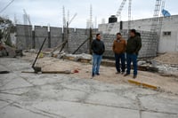 Imagen Supervisa alcalde de Lerdo construcción de nuevos espacios en Villa La Loma