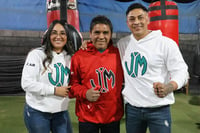 Imagen Johnny Macías formará nuevos boxeadores ahora como entrenador