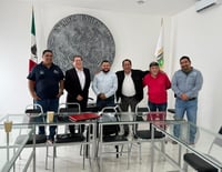 Imagen Se reúnen autoridades municipales con representante de parque solar Durango en Lerdo