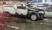 Imagen Camioneta calcinada en sector norte de la ciudad; conductor ileso tras incendio