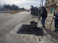 Imagen Mantienen programa permanente de bacheo en Gómez Palacio