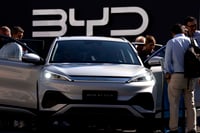 Imagen Sheinbaum afirma que inversión de automotriz china BYD 'nunca fue formal' en México